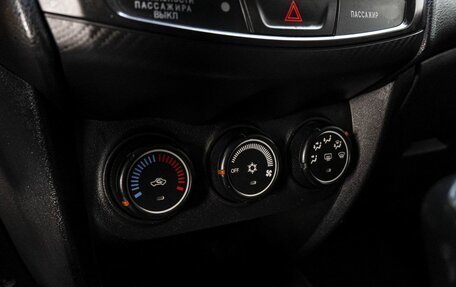 Mitsubishi ASX I рестайлинг, 2014 год, 1 000 000 рублей, 21 фотография