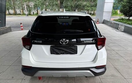 Toyota Yaris, 2022 год, 1 513 000 рублей, 6 фотография