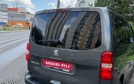 Peugeot Traveller I, 2019 год, 2 350 000 рублей, 4 фотография