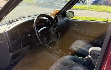 KIA Sportage IV рестайлинг, 2001 год, 630 000 рублей, 3 фотография