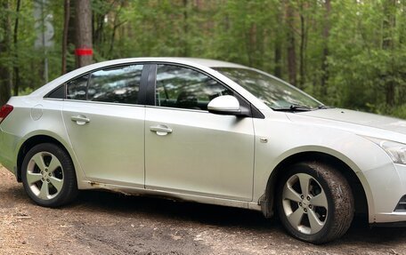 Chevrolet Cruze II, 2010 год, 420 000 рублей, 2 фотография