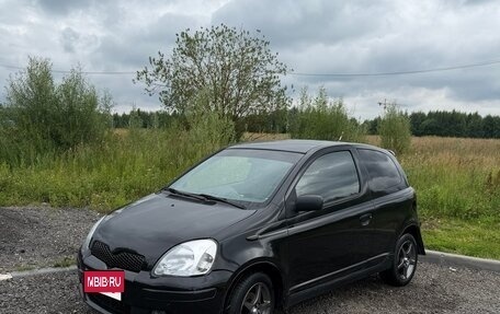 Toyota Yaris I рестайлинг, 2003 год, 340 000 рублей, 1 фотография