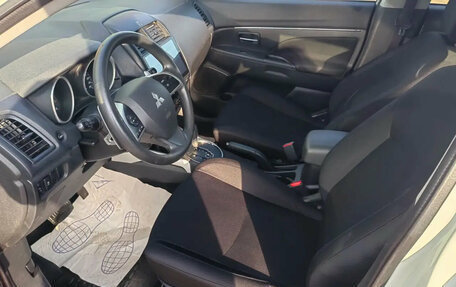 Mitsubishi ASX I рестайлинг, 2013 год, 990 000 рублей, 11 фотография