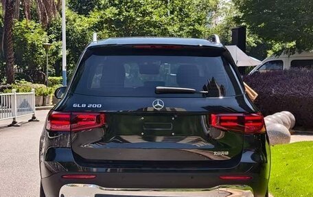 Mercedes-Benz GLB, 2023 год, 2 310 990 рублей, 4 фотография