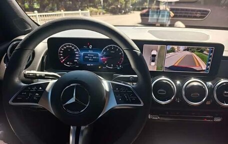 Mercedes-Benz GLB, 2023 год, 2 310 990 рублей, 10 фотография