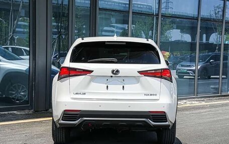 Lexus NX I, 2021 год, 2 375 000 рублей, 4 фотография