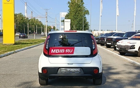 KIA Soul II рестайлинг, 2017 год, 1 610 000 рублей, 7 фотография