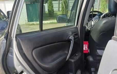 Toyota RAV4, 2004 год, 750 000 рублей, 5 фотография