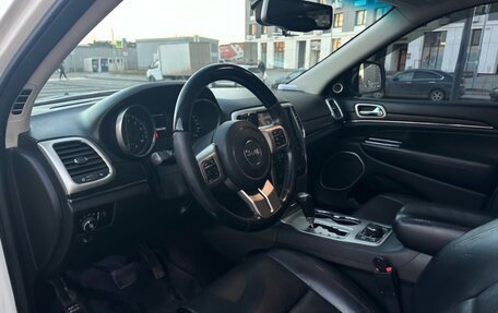 Jeep Grand Cherokee, 2012 год, 1 850 000 рублей, 10 фотография