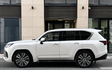 Lexus LX, 2024 год, 15 050 000 рублей, 11 фотография