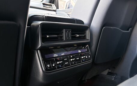 Lexus LX, 2024 год, 15 050 000 рублей, 29 фотография