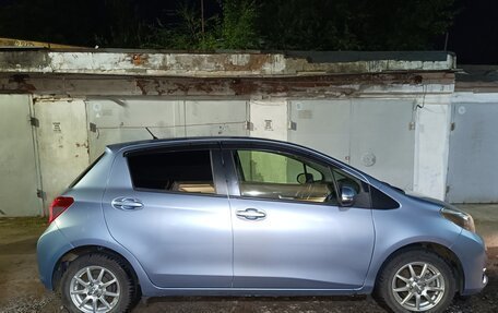 Toyota Vitz, 2012 год, 600 000 рублей, 2 фотография