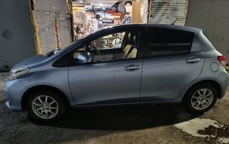 Toyota Vitz, 2012 год, 600 000 рублей, 4 фотография