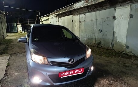 Toyota Vitz, 2012 год, 600 000 рублей, 3 фотография