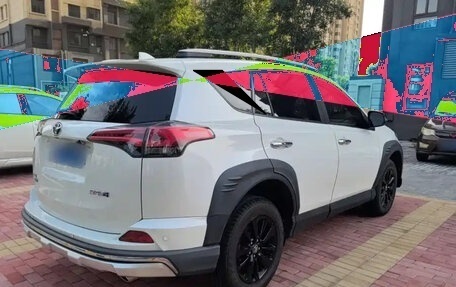 Toyota RAV4, 2019 год, 1 730 990 рублей, 2 фотография