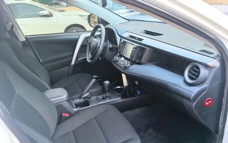 Toyota RAV4, 2019 год, 1 730 990 рублей, 10 фотография