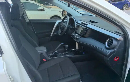 Toyota RAV4, 2019 год, 1 730 990 рублей, 13 фотография