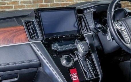 Mitsubishi Delica D:5 I, 2022 год, 2 300 000 рублей, 10 фотография