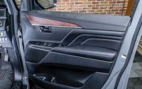 Mitsubishi Delica D:5 I, 2022 год, 2 300 000 рублей, 29 фотография