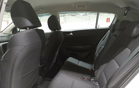 KIA Sportage IV рестайлинг, 2020 год, 1 990 000 рублей, 12 фотография