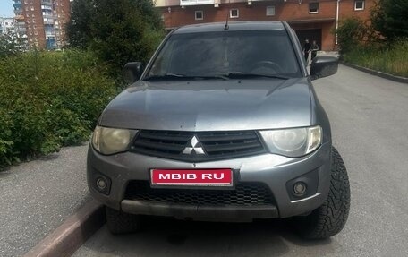 Mitsubishi L200 IV рестайлинг, 2013 год, 1 000 000 рублей, 1 фотография