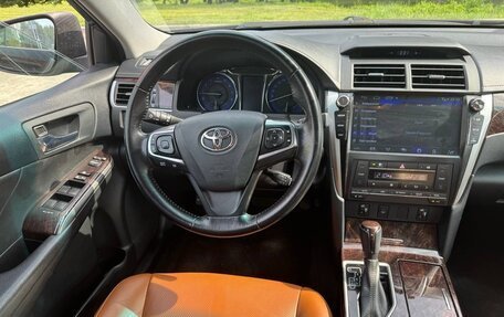 Toyota Camry, 2016 год, 2 390 000 рублей, 7 фотография