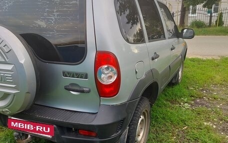 Chevrolet Niva I рестайлинг, 2010 год, 420 000 рублей, 4 фотография