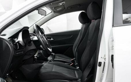 KIA Rio IV, 2021 год, 1 550 000 рублей, 4 фотография
