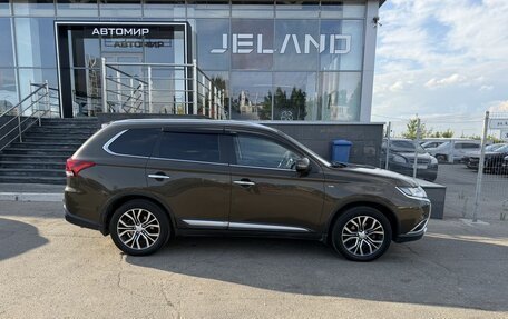 Mitsubishi Outlander III рестайлинг 3, 2015 год, 2 450 000 рублей, 4 фотография