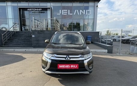 Mitsubishi Outlander III рестайлинг 3, 2015 год, 2 450 000 рублей, 2 фотография