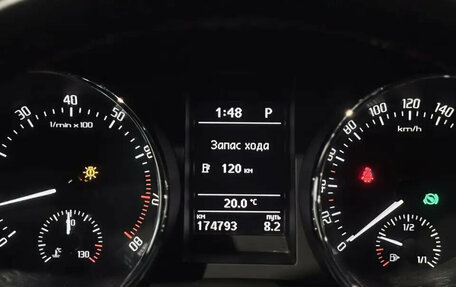 Skoda Yeti I рестайлинг, 2016 год, 1 299 000 рублей, 10 фотография
