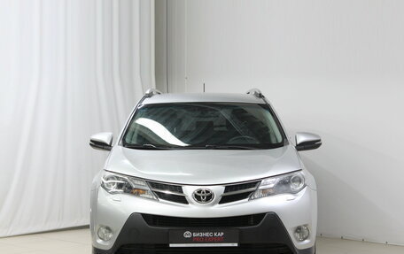 Toyota RAV4, 2013 год, 1 788 000 рублей, 2 фотография