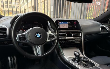 BMW 8 серия, 2021 год, 7 000 000 рублей, 13 фотография