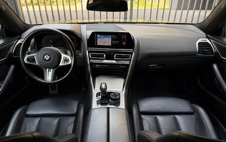 BMW 8 серия, 2021 год, 7 000 000 рублей, 14 фотография