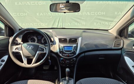 Hyundai Solaris II рестайлинг, 2011 год, 710 000 рублей, 6 фотография