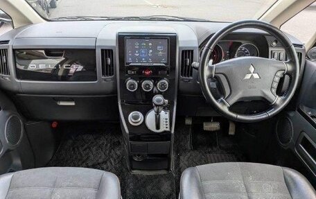 Mitsubishi Delica D:5 I, 2014 год, 1 780 000 рублей, 8 фотография