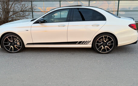 Mercedes-Benz E-Класс AMG, 2019 год, 5 490 000 рублей, 4 фотография