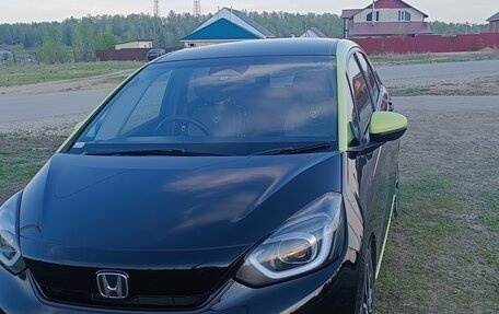 Honda Fit, 2020 год, 1 600 000 рублей, 2 фотография