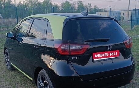 Honda Fit, 2020 год, 1 600 000 рублей, 12 фотография