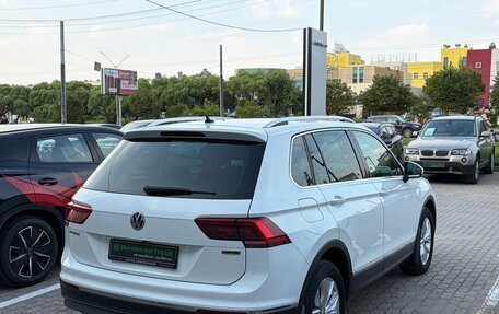 Volkswagen Tiguan II, 2018 год, 2 900 000 рублей, 6 фотография