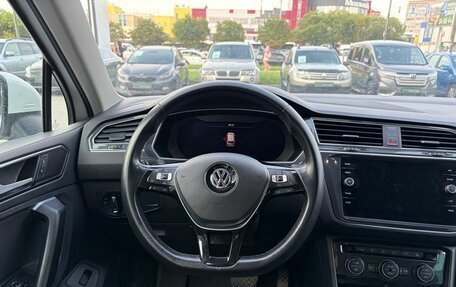 Volkswagen Tiguan II, 2018 год, 2 900 000 рублей, 11 фотография