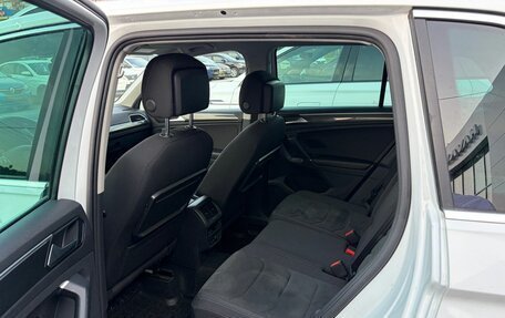 Volkswagen Tiguan II, 2018 год, 2 900 000 рублей, 13 фотография