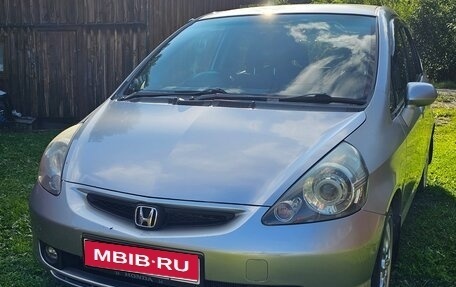 Honda Fit III, 2003 год, 250 000 рублей, 1 фотография