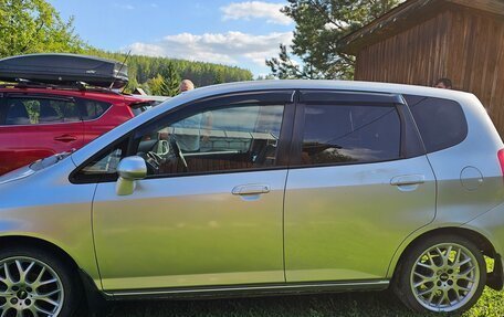 Honda Fit III, 2003 год, 250 000 рублей, 3 фотография