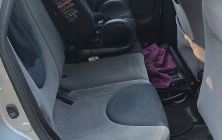 Honda Fit III, 2003 год, 250 000 рублей, 15 фотография