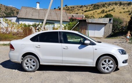 Volkswagen Polo VI (EU Market), 2012 год, 750 000 рублей, 3 фотография