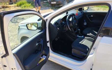 Volkswagen Polo VI (EU Market), 2012 год, 750 000 рублей, 10 фотография