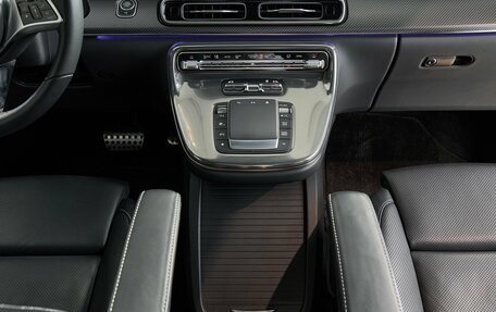Mercedes-Benz V-Класс, 2025 год, 10 600 000 рублей, 22 фотография