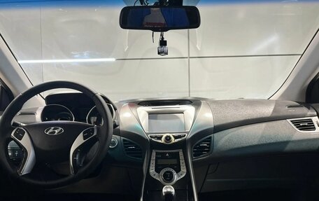Hyundai Avante, 2011 год, 1 070 000 рублей, 13 фотография