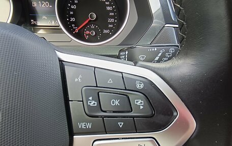 Volkswagen Tiguan II, 2021 год, 2 680 000 рублей, 15 фотография